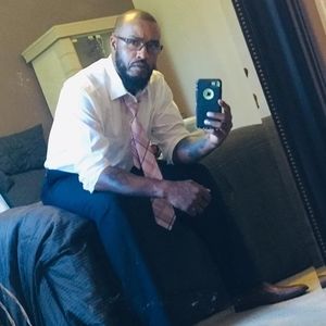 Meet your Posher, Robby